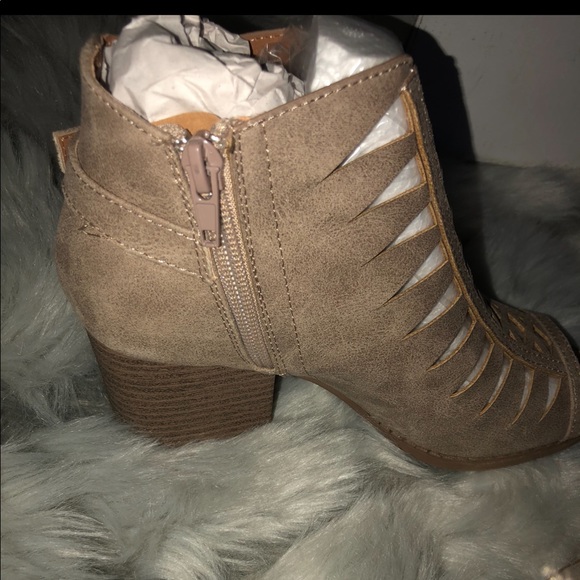 Qupid brand open toe boots - Picture 4 of 4